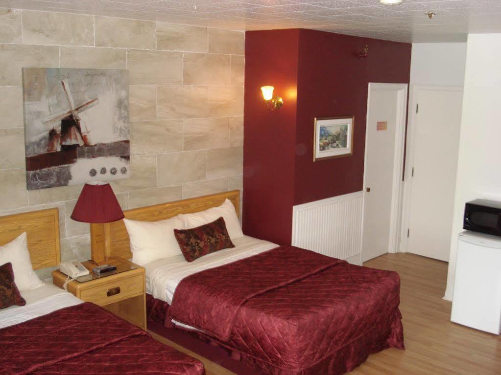 Hotel La Caravelle Baie-Comeau Eksteriør billede